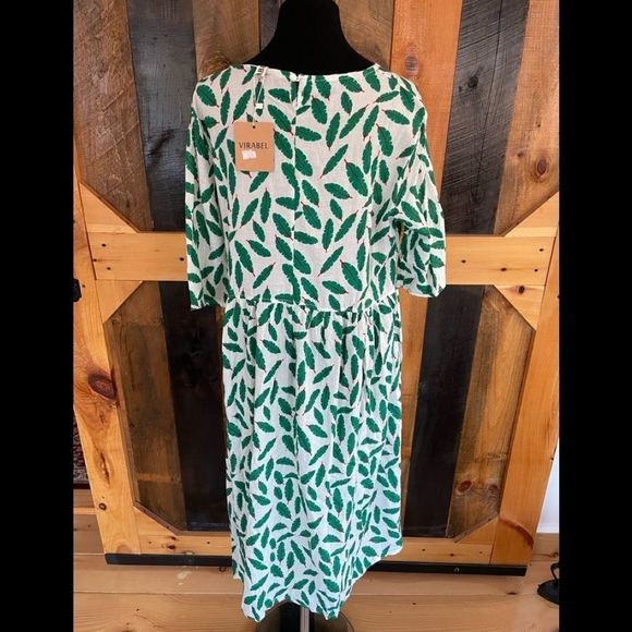 Green Leaf Print Dress - Picture 6 of 7